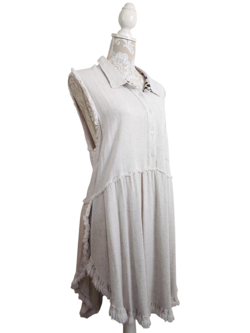 Umgee Oatmeal Linen Blend Leopard Trim Sleeveless High Low Frayed Hem Tunic 1XL